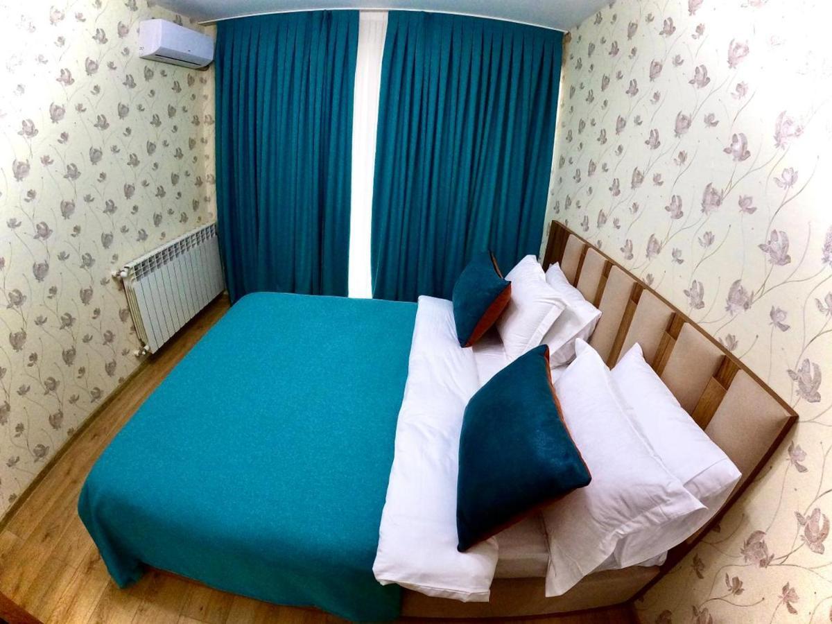 Central Park Apartments In Тбилиси Экстерьер фото