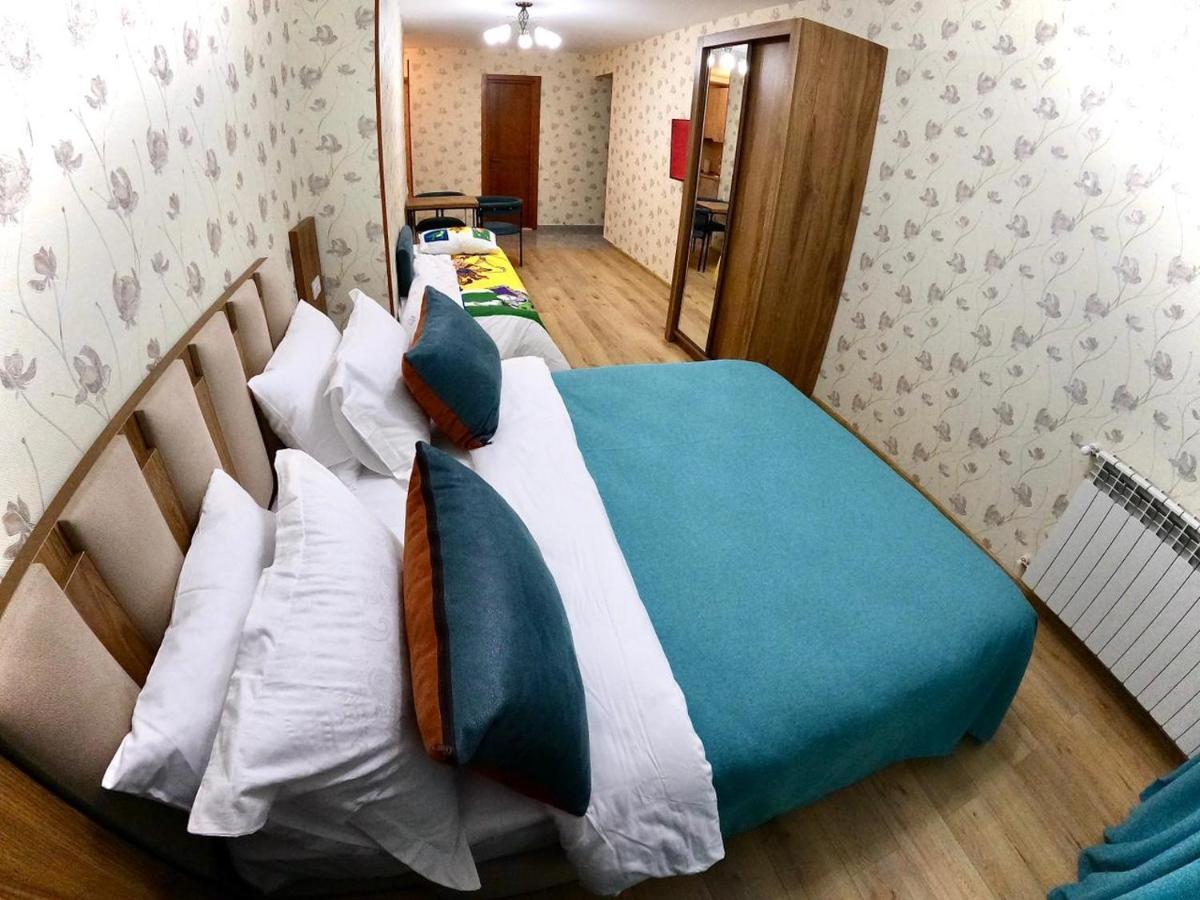 Central Park Apartments In Тбилиси Экстерьер фото